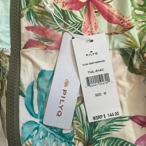 NWT Pilyq Tropical Floral Long Sleeve Bodysuit Size Medium - Picture 2 of 8